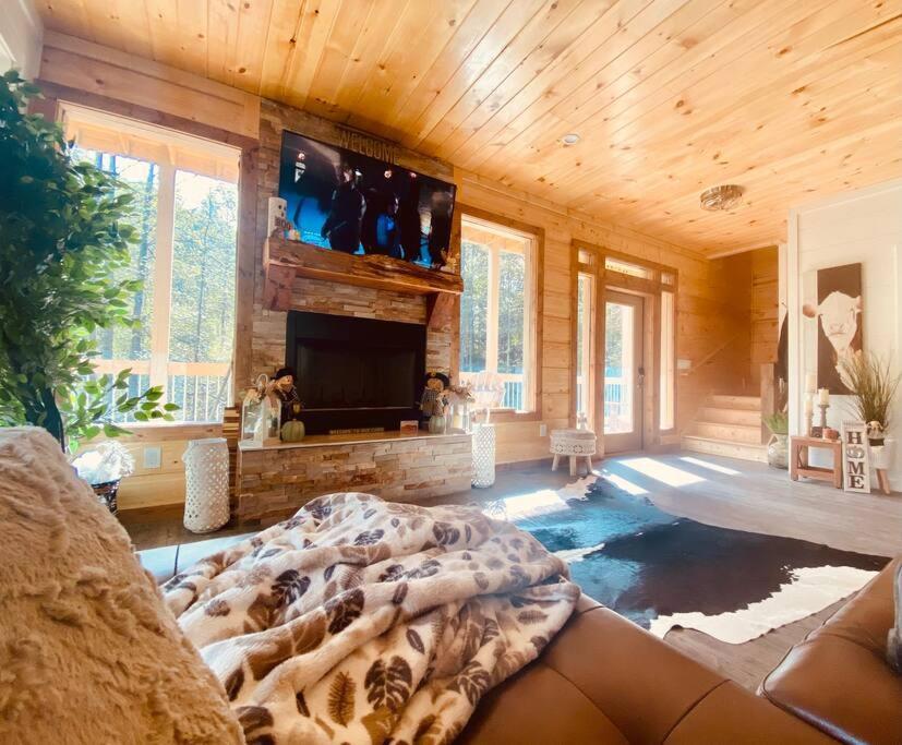 The Grand Tennessean Cabin- Four Bedroom Luxury Cabin In The Mountains พิเจนฟอร์จ ภายนอก รูปภาพ