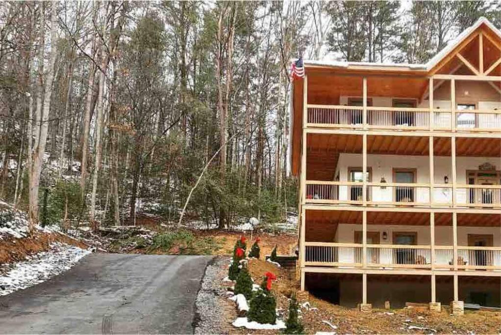 The Grand Tennessean Cabin- Four Bedroom Luxury Cabin In The Mountains พิเจนฟอร์จ ภายนอก รูปภาพ