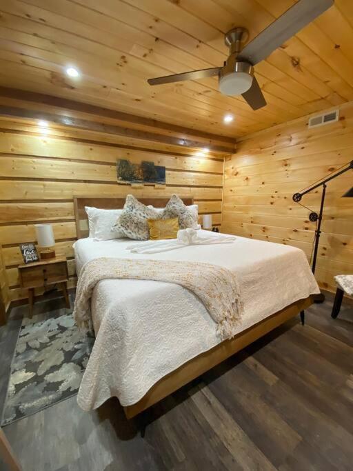 The Grand Tennessean Cabin- Four Bedroom Luxury Cabin In The Mountains พิเจนฟอร์จ ภายนอก รูปภาพ