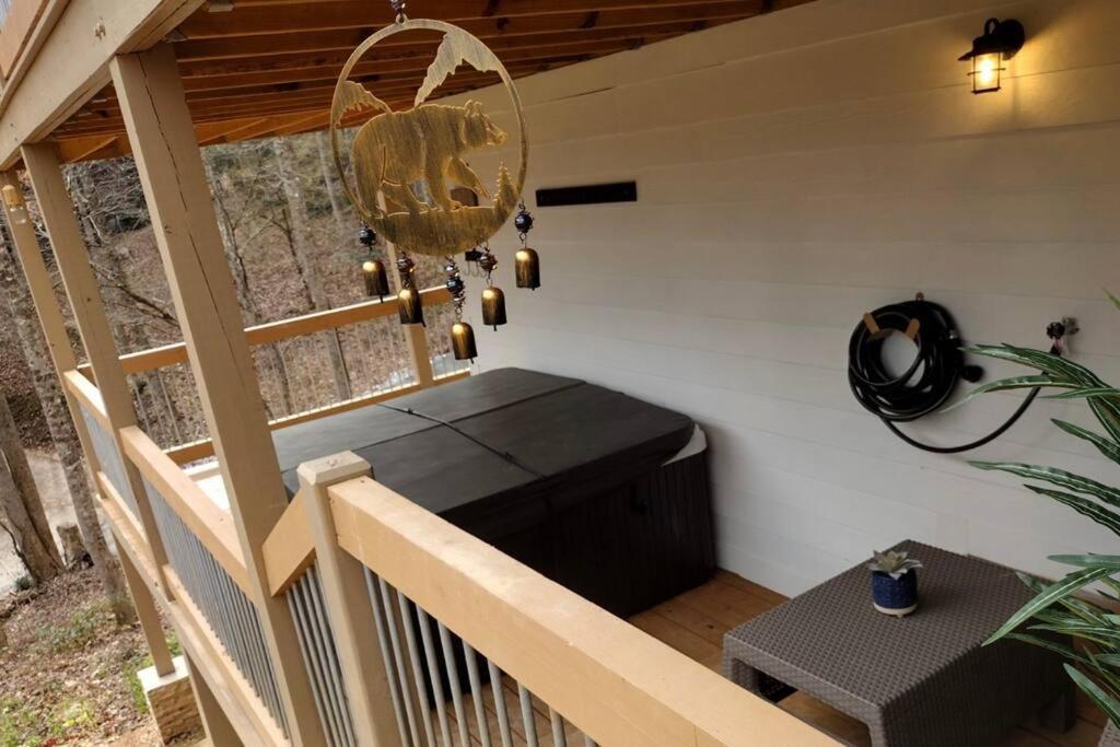 The Grand Tennessean Cabin- Four Bedroom Luxury Cabin In The Mountains พิเจนฟอร์จ ภายนอก รูปภาพ